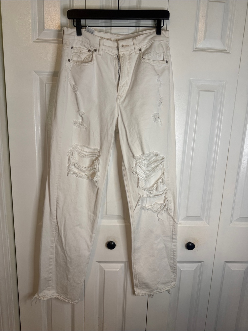 American Eagle Outfitters Distressed White Straight-Leg Jeans